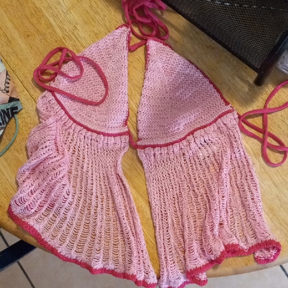 SHEIN Tops - SHEIN Pink and Red Knit Top